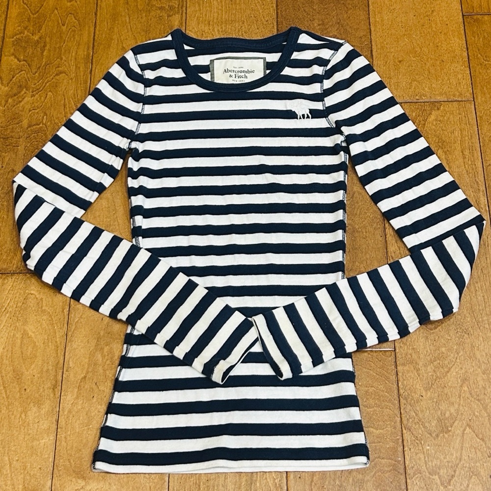 🫎Abercrombie & Fitch Y2K Navy and White Striped Long Sleeve Shirt XS